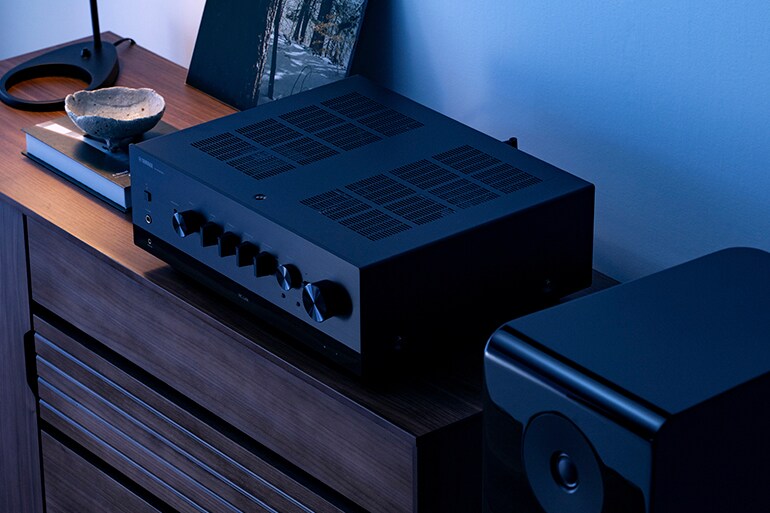 Image of HiFi Receiver R-N1000A and Speaker NS-600A