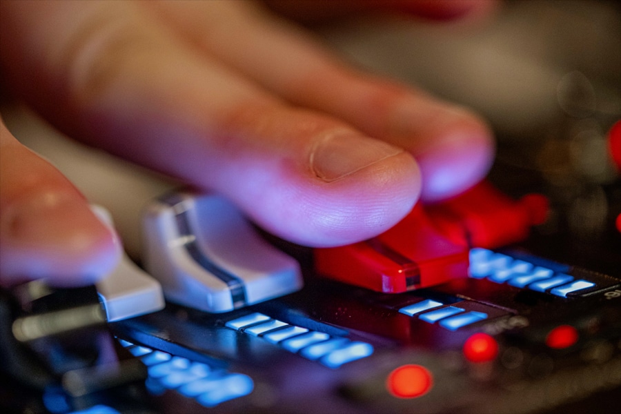 [Imagem] As nove drawbars do YC