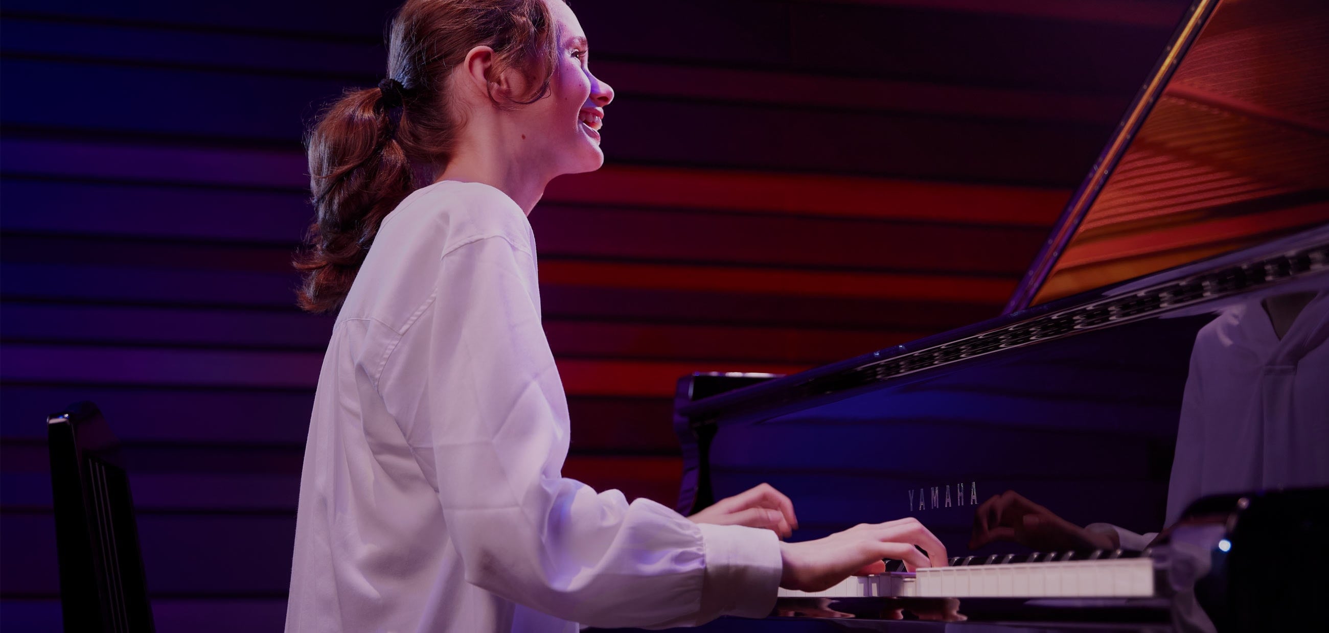  Emma Hansen, 13 anos. Está a aprender a tocar teclado e piano na Yamaha Music School