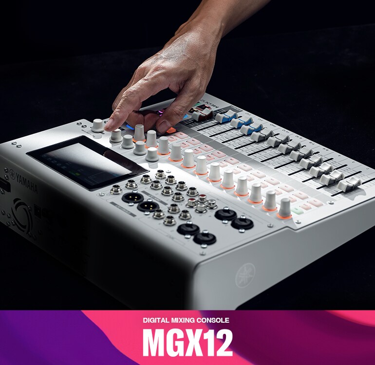 Mesa de Mistura Digital de 18 Canais Yamaha MGX12