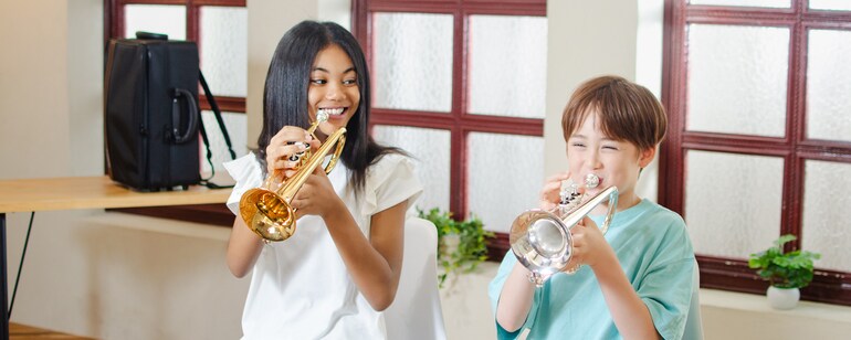 Key Visual do Cornetim YCR-2330III em Sib